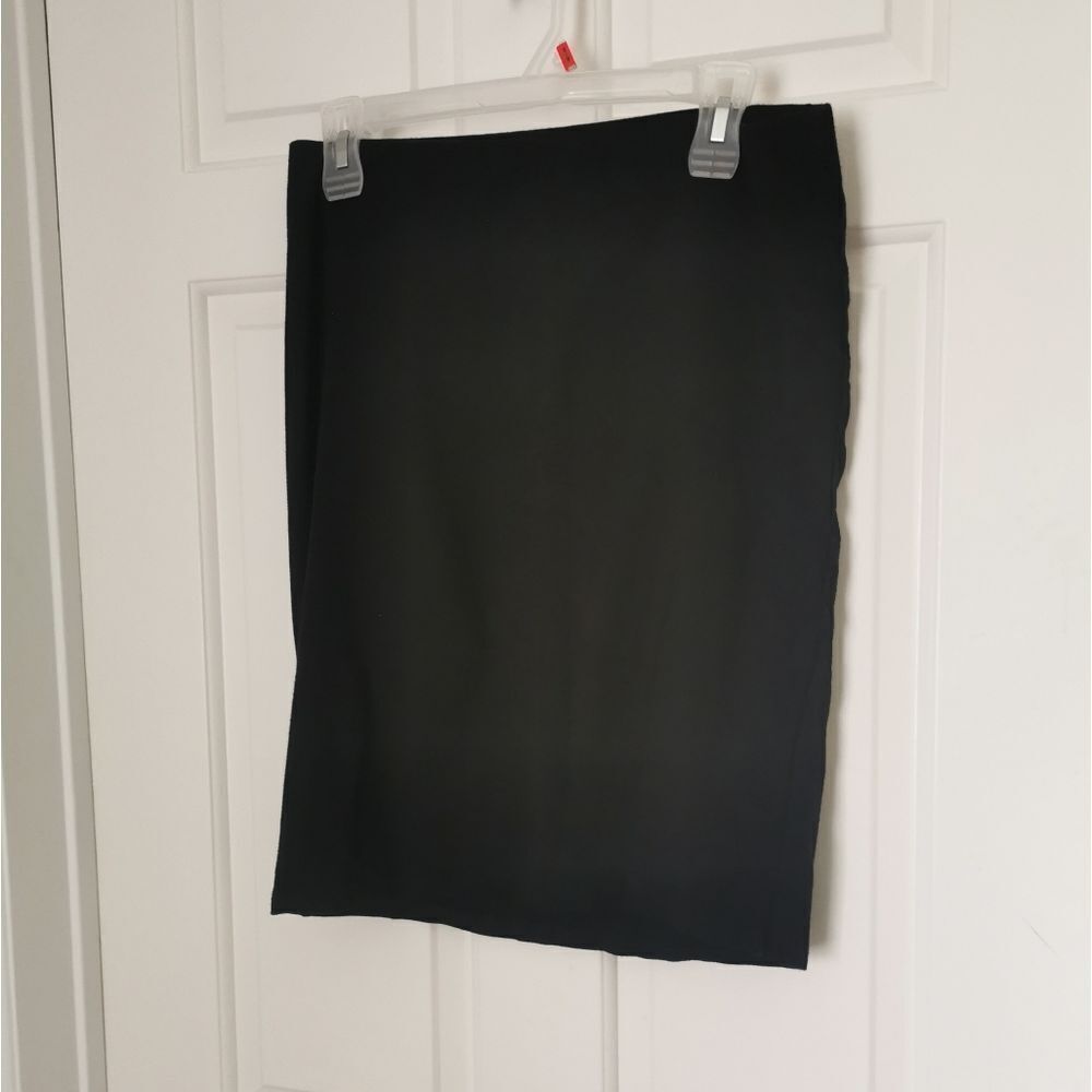 2/$20 Studio pull on pencil skirt size S